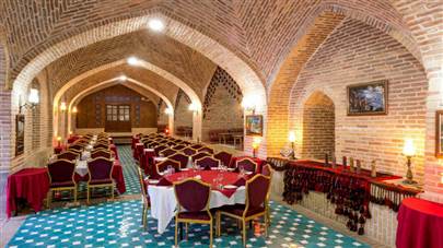 رستوران هتل لاله بیستون کرمانشاه رستوران هتل لاله بیستون کرمانشاه